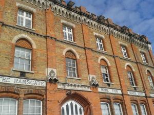 11130168_10153268394016663_9016625520546768388_n